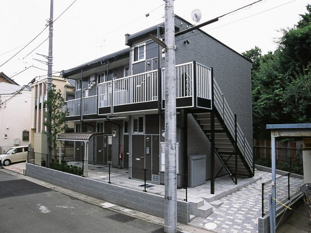 レオパレス寺山町の外観