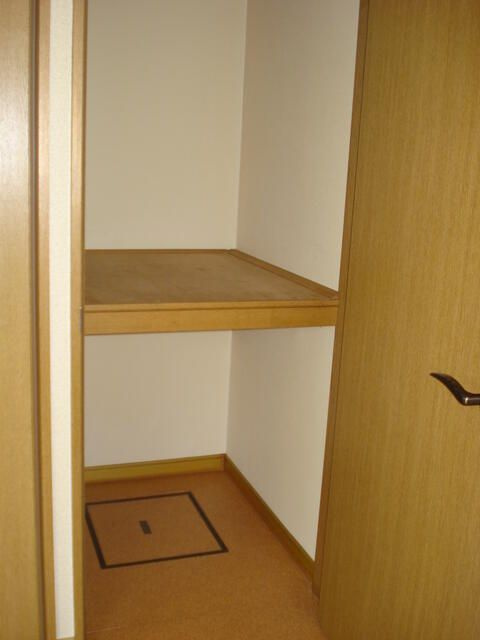 トレス芝の収納
