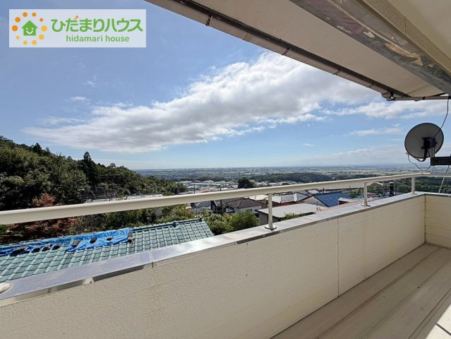日立市石名坂町2丁目　中古戸建のバルコニー|周辺には高い建物がないため、見晴らしの良い景色を見ることができます(^^)/