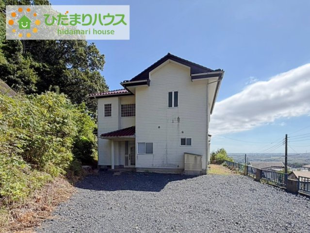 日立市石名坂町2丁目　中古戸建の外観|白を基調とした明るい印象を受ける外観です！