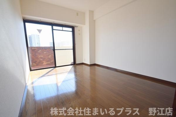 ロイヤルコート生江の内装
