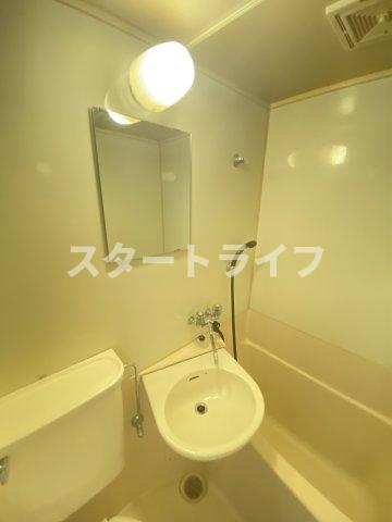 大阪市東淀川区東中島５丁目の賃貸マンションの洗面所
