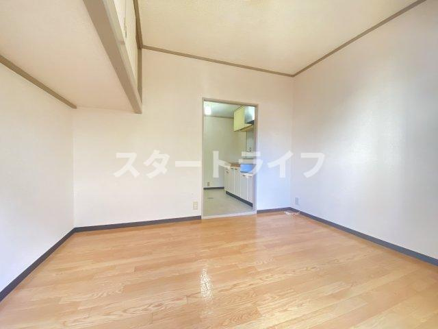 大阪市東淀川区東中島５丁目の賃貸マンションの寝室