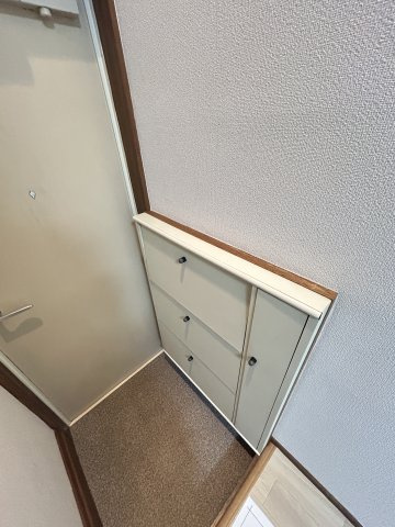 エミール東久留米の玄関