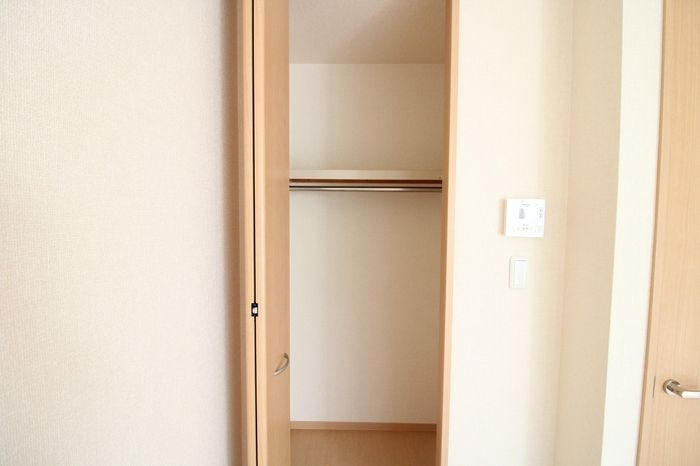 クレスト西戸部の収納