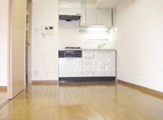 【居間・リビング】 | カスタリア新富町 | 洋室のお部屋です。