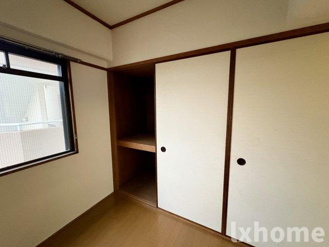 摂津第5マンションの収納|ちょっとした収納スペースも充実しています