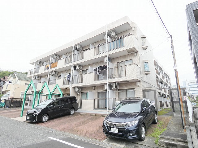 共立リライアンス豊田B棟の外観