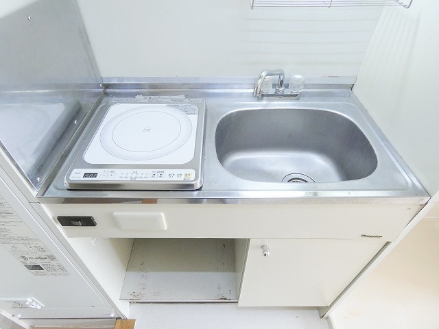 共立リライアンス豊田B棟のキッチン