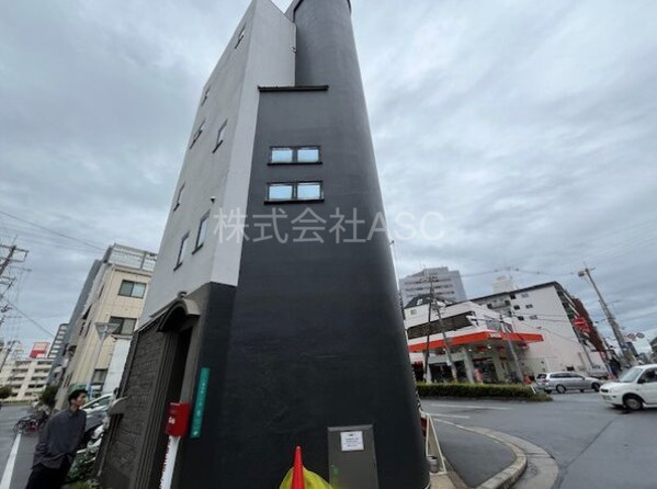 三国本町1丁目テナントビルの外観