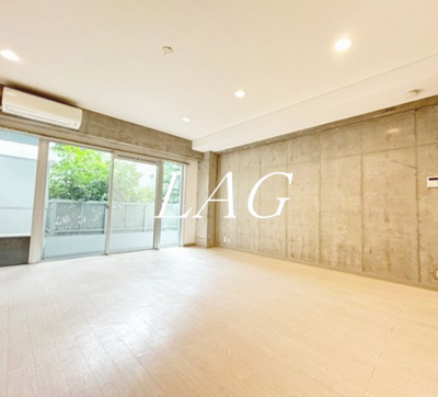 【居間・リビング】 | サンヒルズ用賀 | 洋室のお部屋です。