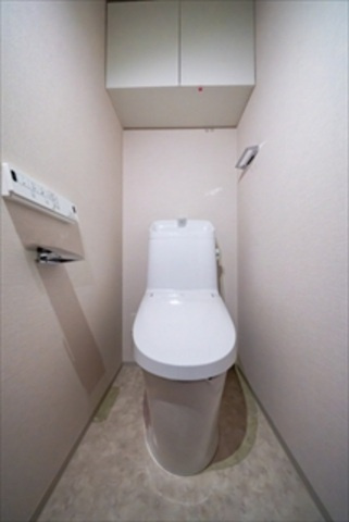 ＡＩＦＬＡＴ吉塚駅前の内装|元付掲載の別室参考写真です。色・間取りの反転等は現況を優先してください。
