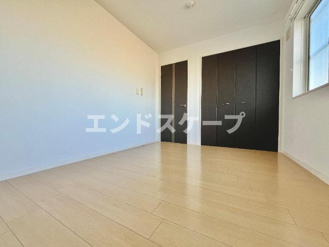 エストレインの内装|北側洋室
高崎、前橋のお部屋探しはエンドスケープまで！お客様の理想お聞かせ下さい♪
