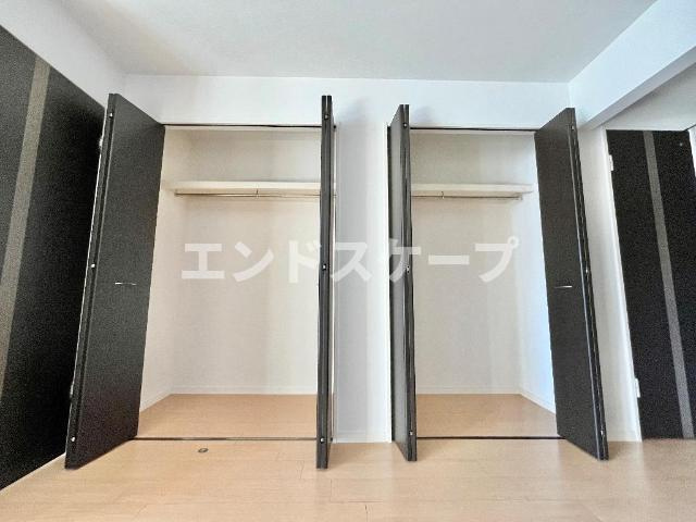 エストレインの収納|リビングはクローゼットが２つあります
高崎、前橋のお部屋探しはエンドスケープまで！お客様の理想お聞かせ下さい♪