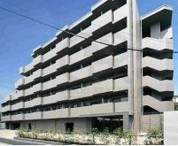 ルーブル上池台弐番館の外観