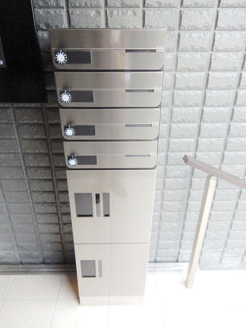 メゾン　グレーシャスのその他共用部分|宅配ＢＯＸ付き