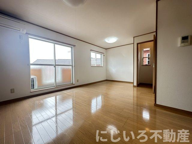 ファインプレイス２の居間・リビング