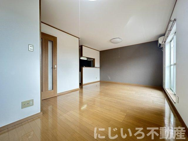 ファインプレイス２の居間・リビング