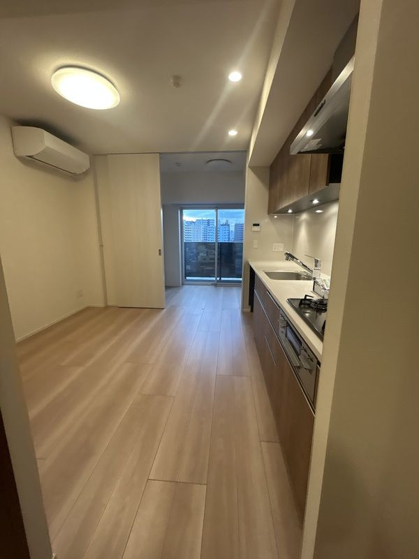 クレストコート北千住レジデンスのキッチン