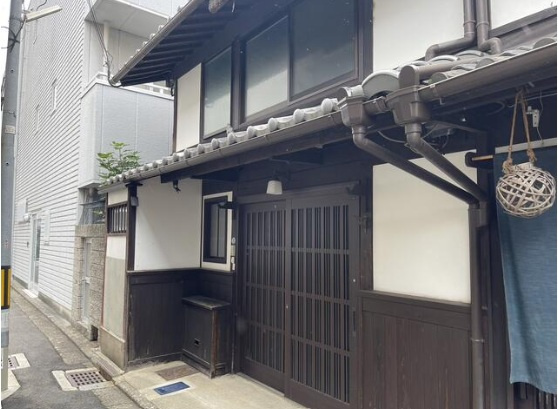 七条西洞院貸家の外観