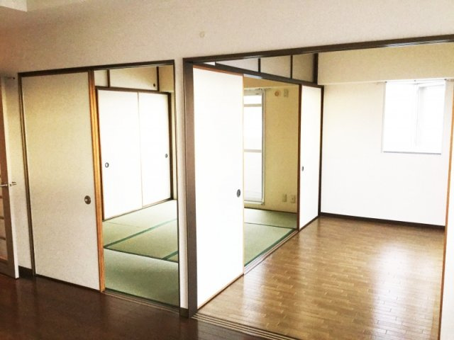 コーシャハイツ港２号棟の内装