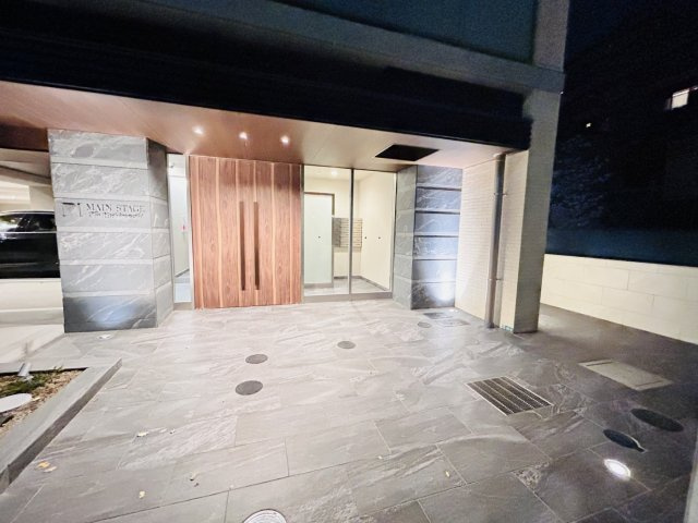 【エントランス】メインステージ甲子園口