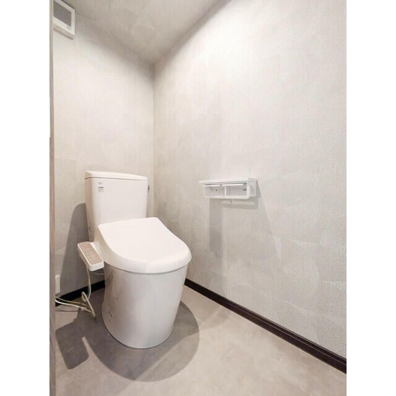【トイレ】 | ＳＣＥＮＥ．Ｍｅｇｕｒｏ　Ｓａｕｎａ　Ｒｅｓｉｄｅｎｃｅ