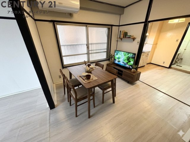 画像中の家具はAIによって配置加工されているため付属しません。