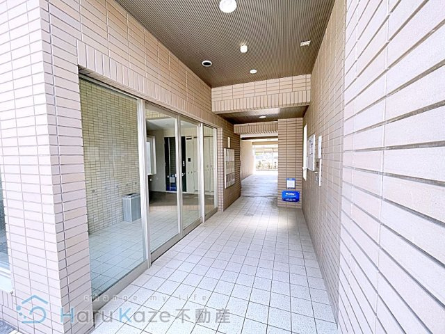 【ロビー】 | クレスト姫宮【名古屋市賃貸・宅配ボックス】