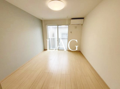 【居間・リビング】 | ＳＡＮＦＬＯＷＥＲ川口 | 洋室のお部屋です。