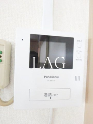 【セキュリティ】 | 富岡ビル | モニター付きインターフォンです。