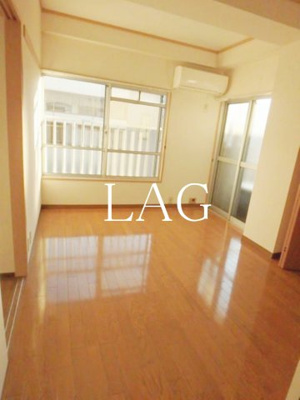 【居間・リビング】 | 富岡ビル | 洋室のお部屋です。
