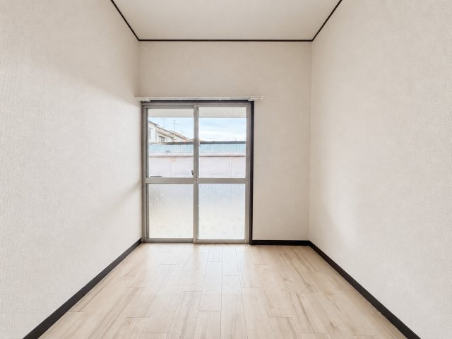 岸和田市池尻町賃貸戸建ての洋室