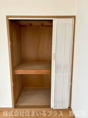 エムハイツの収納