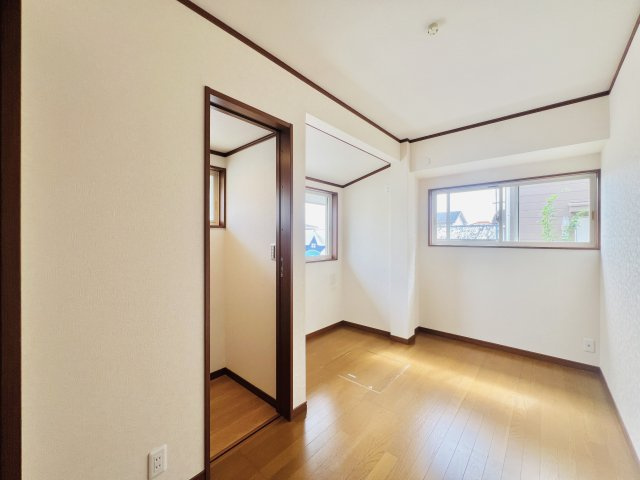 高崎市棟高町の洋室|個人の部屋や寝室として使える洋室です