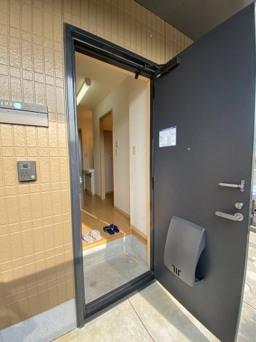 USジャンクション　D棟の玄関|※同タイプの部屋写真です