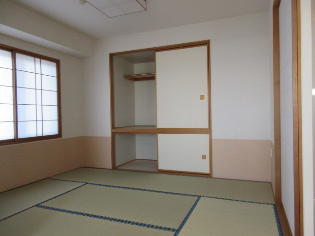 パシフィック西6条アネックスの和室