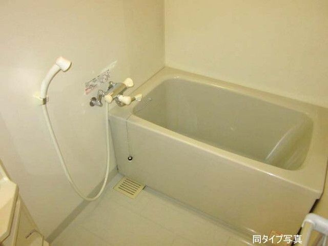 ウッドフィールド久が原の浴室