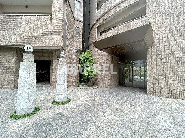 トリニティ北川口のロビー