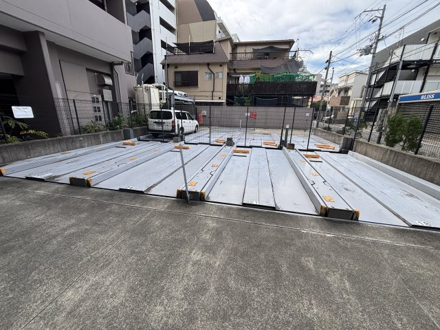 アーバングリーン甲子園の駐車場