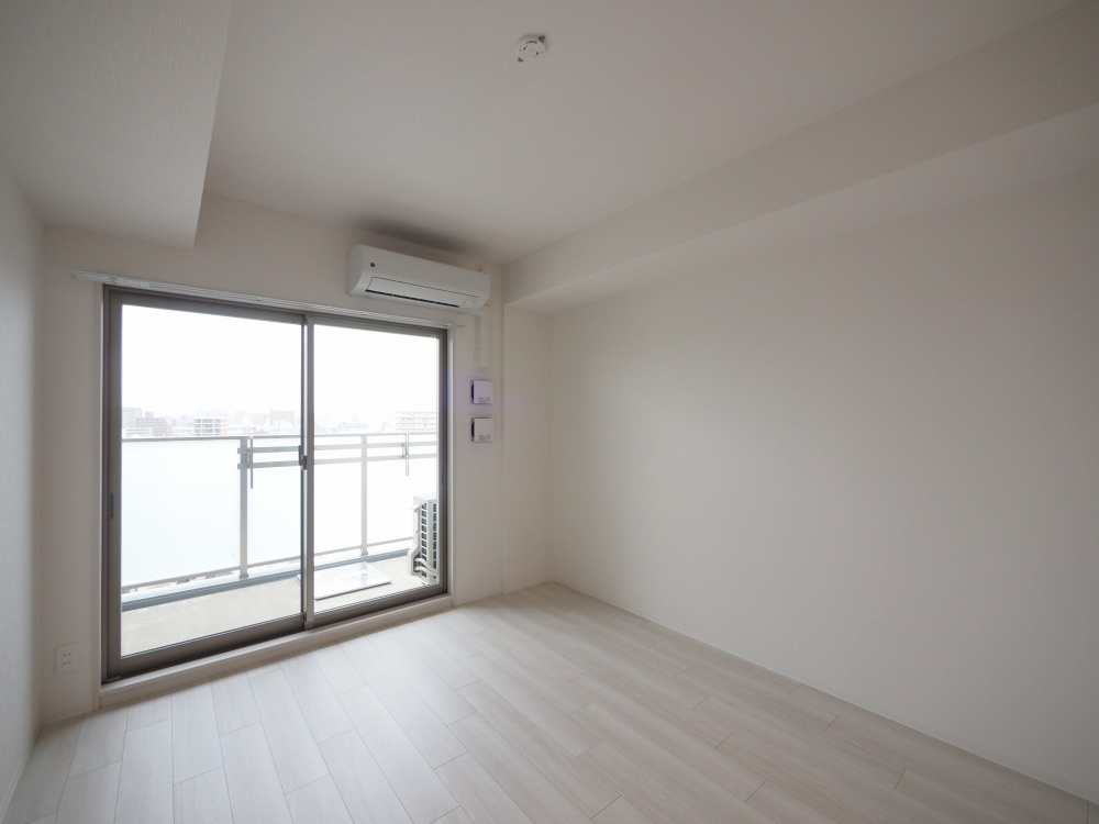 エスリード ザ・レーヴ大阪の居間・リビング