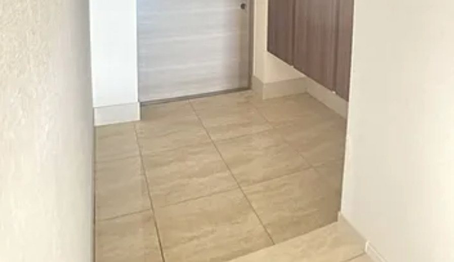 ルフォン文京本駒込の玄関