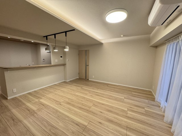 藤和小日向ホームズの居間・リビング