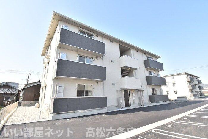 ユニヴェール　C棟