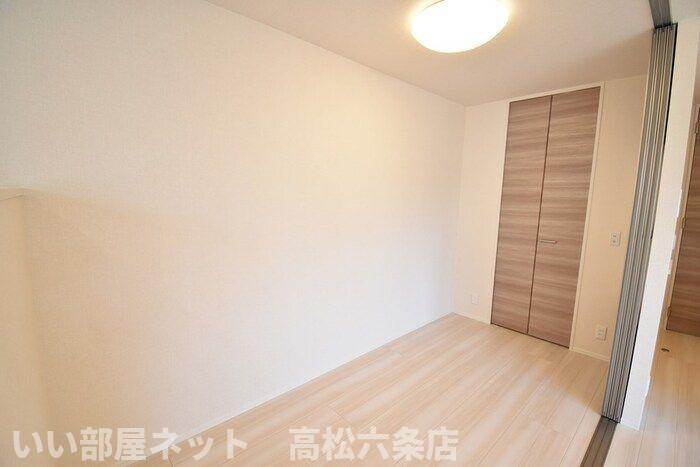 ユニヴェール　C棟の洋室