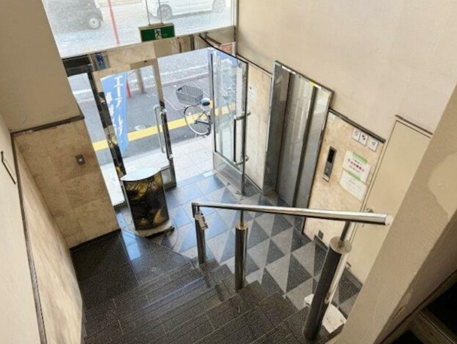 【エントランス】