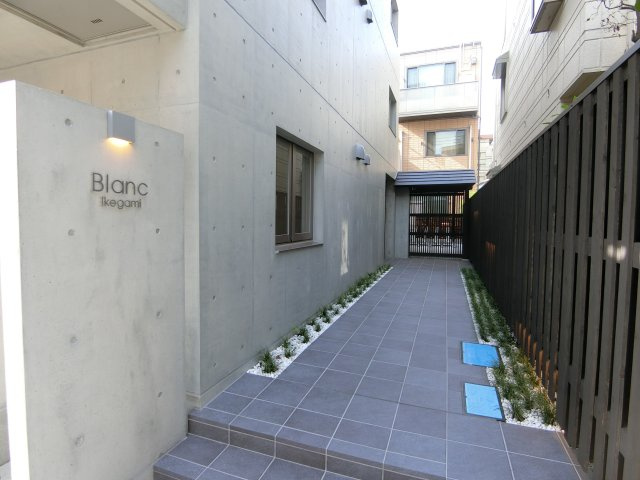 Ｂｌａｎｃ　Ｉｋｅｇａｍｉのエントランス
