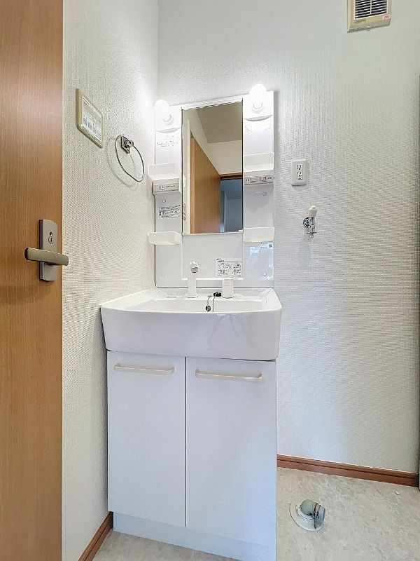エスポワール池袋の独立洗面台