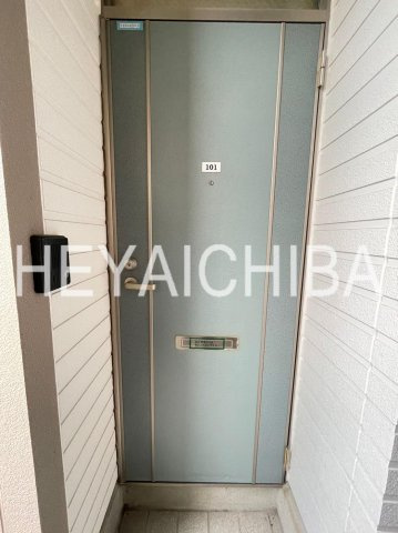 chateletの玄関