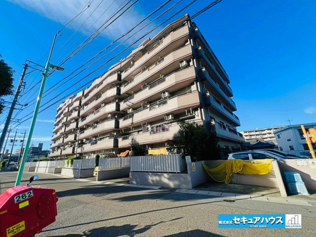 レインボー豊明の設備|【ゴミ置き場】
◆敷地内にゴミ置き場があるためゴミ出しも楽に行うことが出来ます。　　　　　　　　　　　　　　　　　　　　　　　　　　　　　　　　　　　　　　　　　　　　　　　　　　　　　　　　　　　　